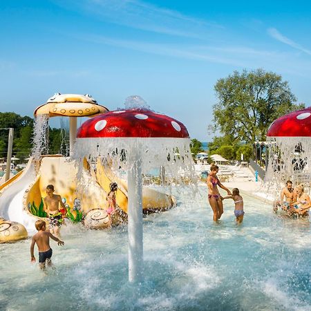 Aminess Planet Camping Maravea Resort - Pitches Новиград Экстерьер фото